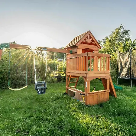 Finnish-inspired Log Near スラーエルセ